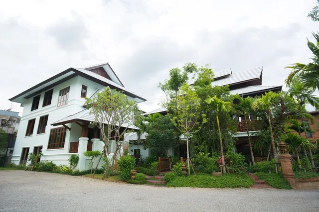 Rich Garden House Boutique Hotel