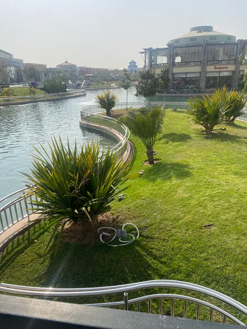 Open Air Mall Parking