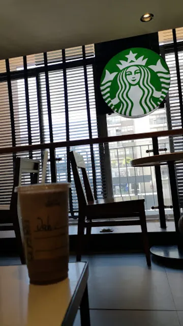 Starbucks Nuevo Sur