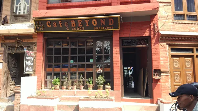 Beyond De´Cafe