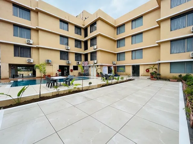 Hotel Prince Garden Daman