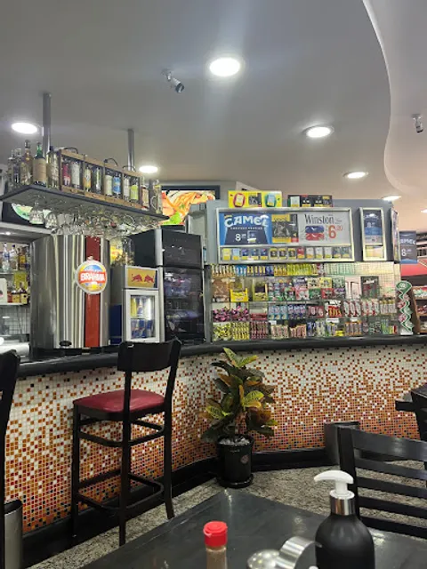 Leopoldina Bar & Grill, "O Vermelhinho"