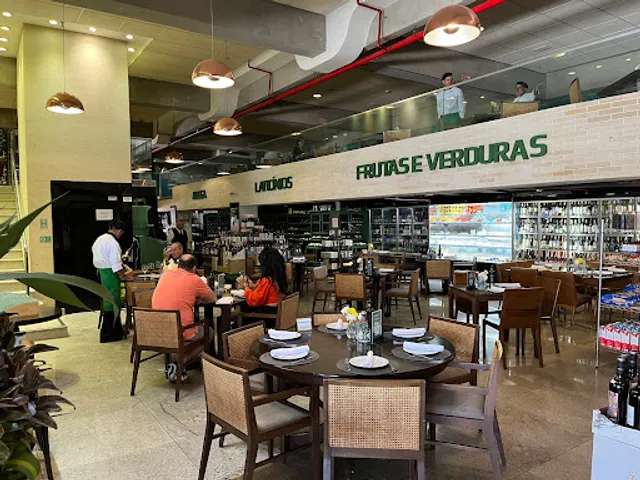 Empório Piquiras - Flamboyant