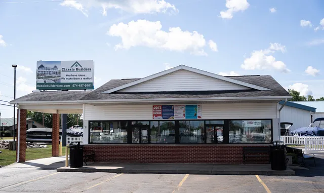 Joe's Ice Cream Supreme Shop