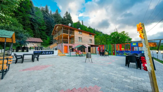 Abant İlbey Dağ Evleri