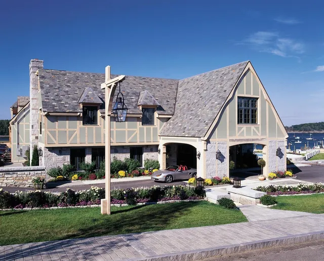 Harborside Hotel, Spa & Marina