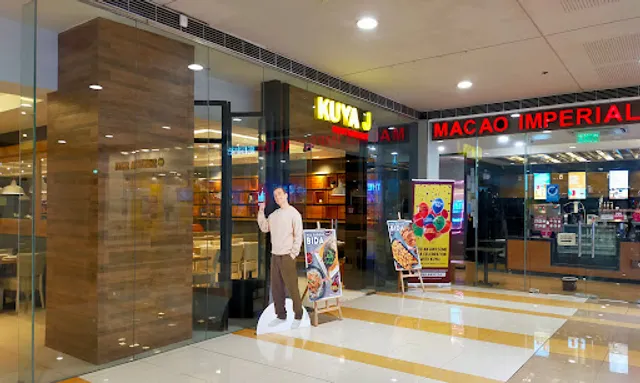 Kuya J - SM City Lucena