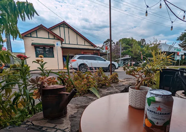 Armonica Cafe And Wood Fired Pizza