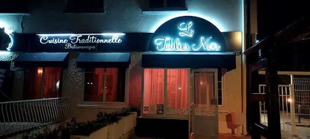 Aylan Le tablier noir