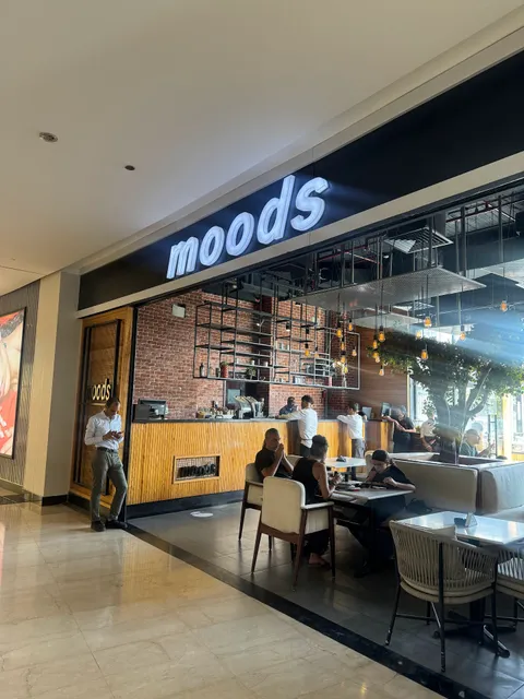 Moods New Cairo