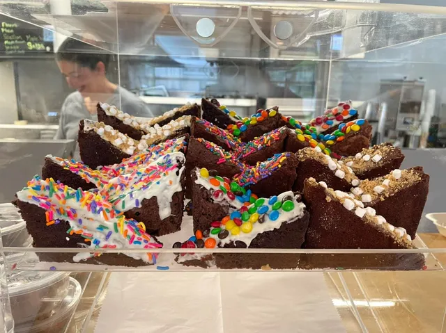 Huddy's Bagels, Coffee, Sandwiches