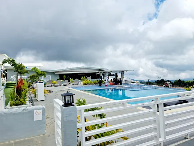 MonteFrio Garden Resort