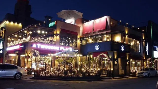 Twosome Place Yeosu Hak-dong