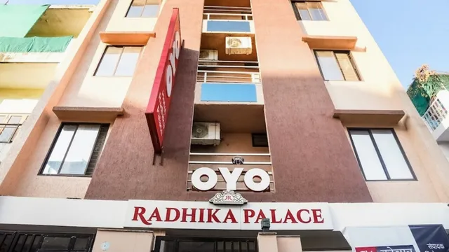 Hotel Radhika Palace