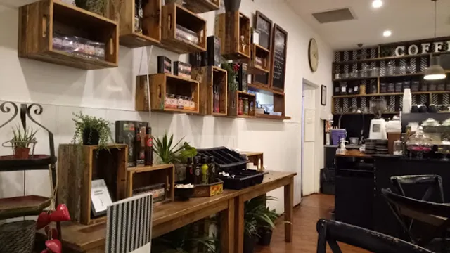 THE SHELF DELI CAFÉ