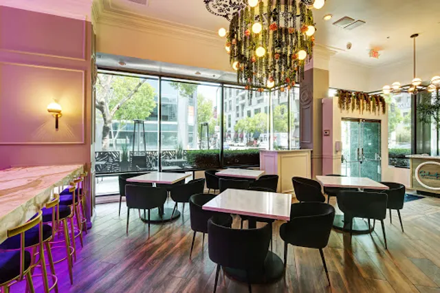 Salvatore's Cucina & Lounge