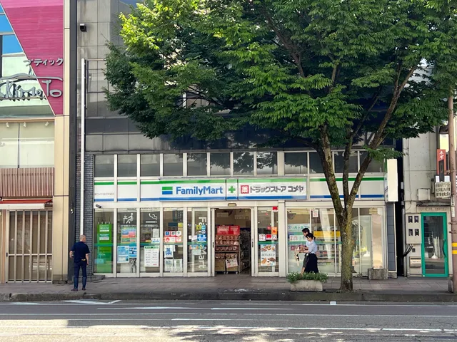 FamilyMart+Drug Komeya Kanazawa Musashi Store