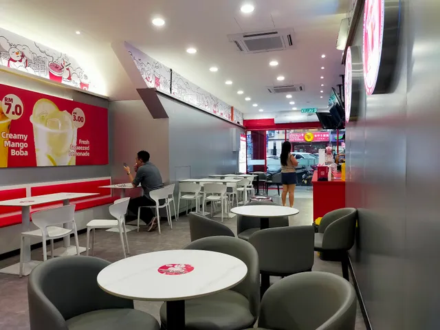 Mixue 蜜雪冰城 • Kuchai Lama