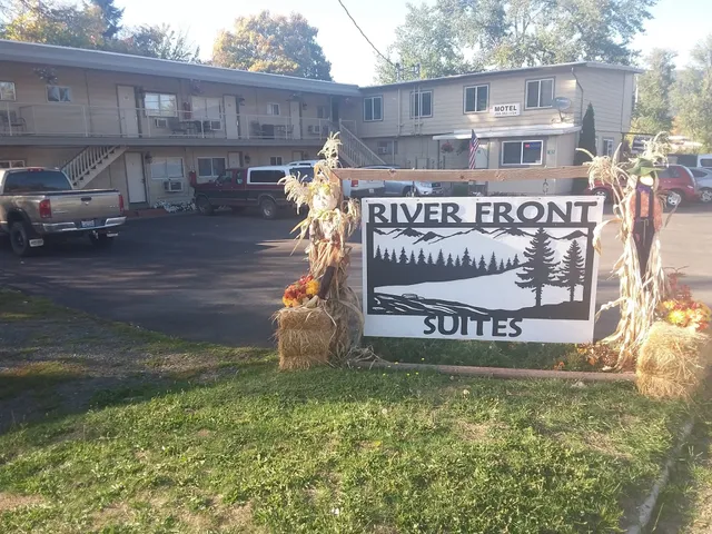 River Front Suites