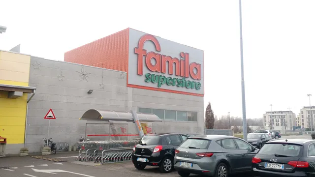 Famila Superstore Mantova - B.Go Chiesa Nuova
