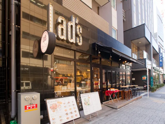 Lad’s de Wine Shimbashi