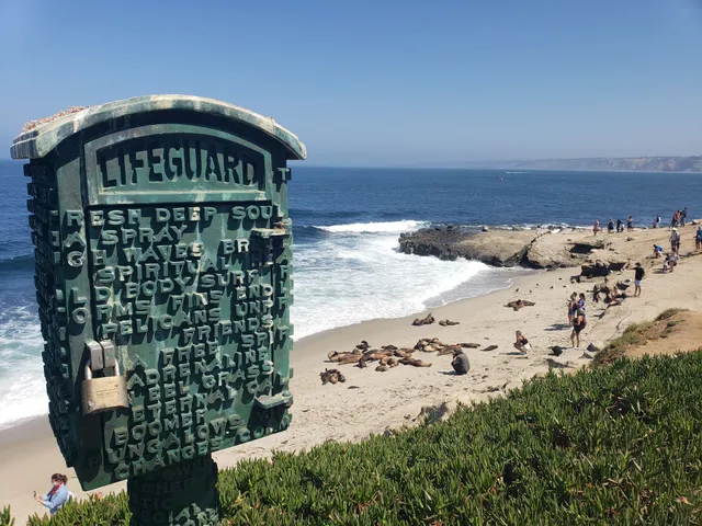 La Jolla Lifeguard Box