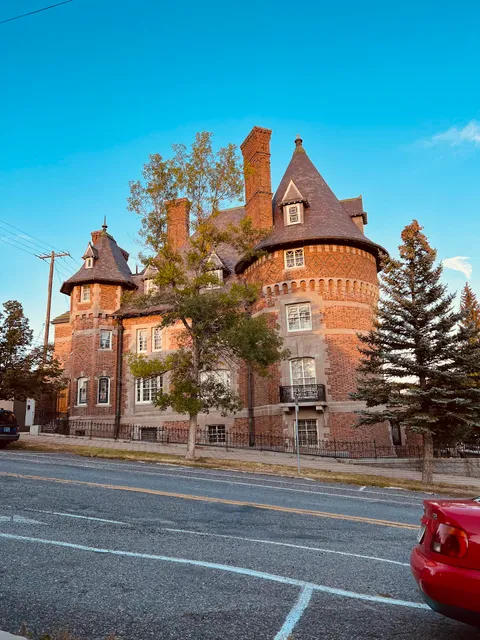 Historic Clark Chateau Museum & Gallery