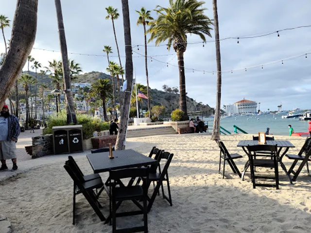 El Galleon Restaurant & Bar