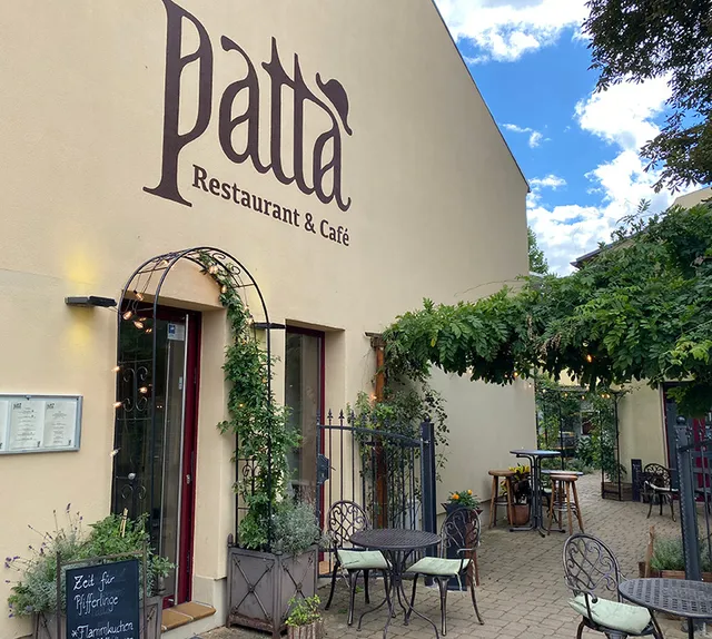 Patta Restaurant & Café