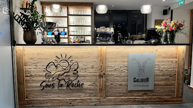 Sous La Roche Restaurant