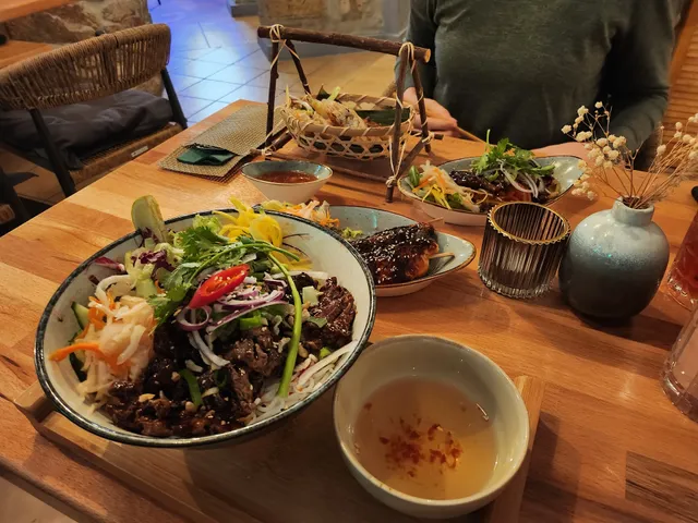 1969 Moon - Asiatisches Restaurant und Sushi-Bar