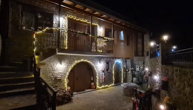 To Pandoxeio Tis Rinas