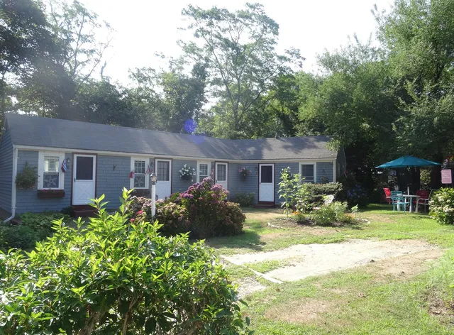 Beach Plum Motor Lodge