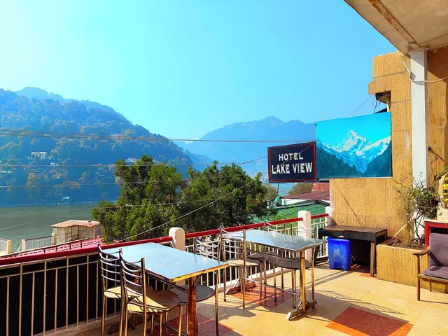 Hotel Lake View
