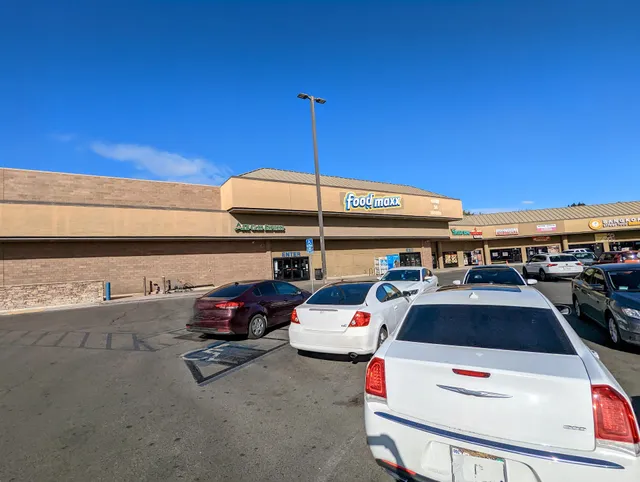 Crossroads Shopping Center