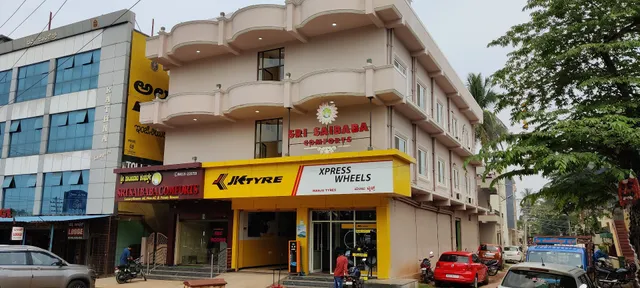 Sri SaiBaba Comforts