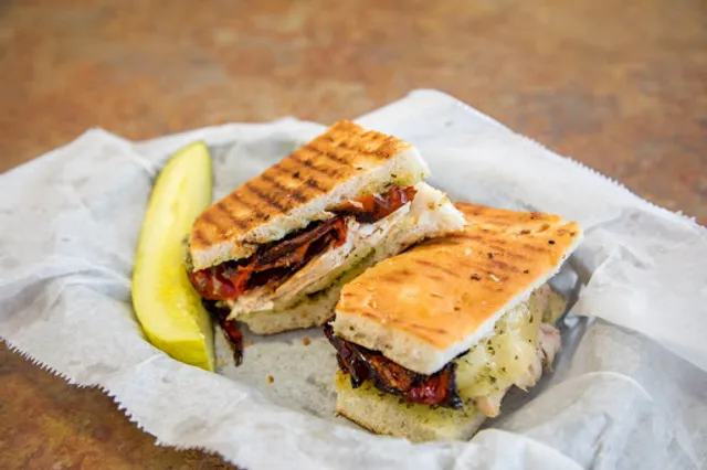 Cucina Mia Cafe & Deli