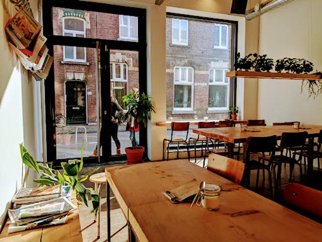 KOFFIE bij Joost en Maartje