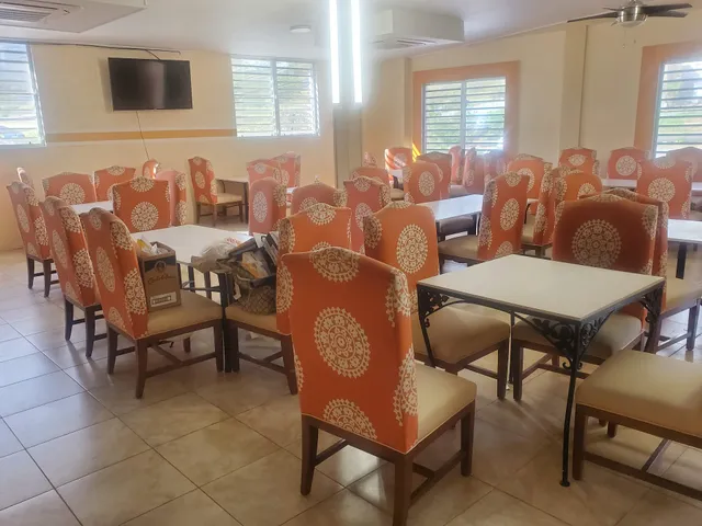 Arians Bar & Restaurant