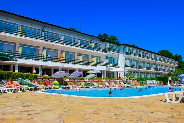 Kini Park Hotel