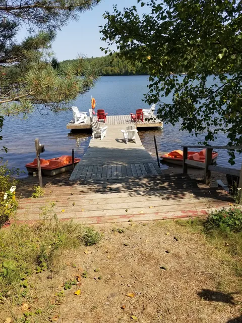 Park Cottages - Waterfront Cottage Rentals Haliburton