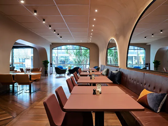 Laneway Hotel & Sports Bar