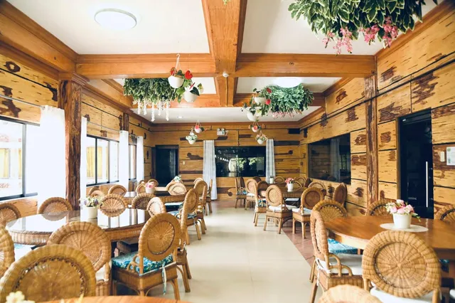 Theo & Miguel Restaurant