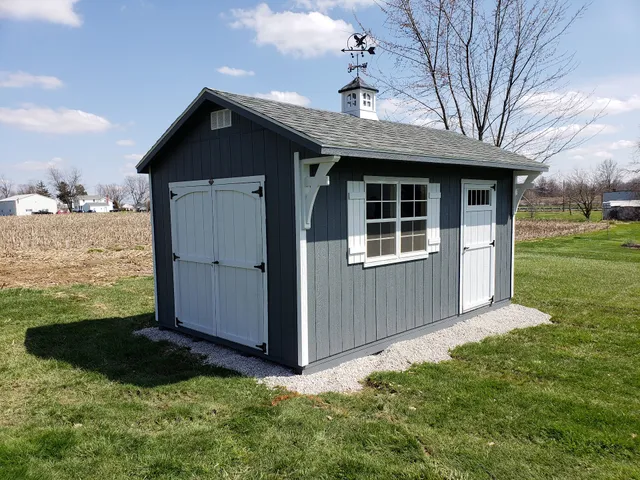 Lakeside Cabins & Sheds