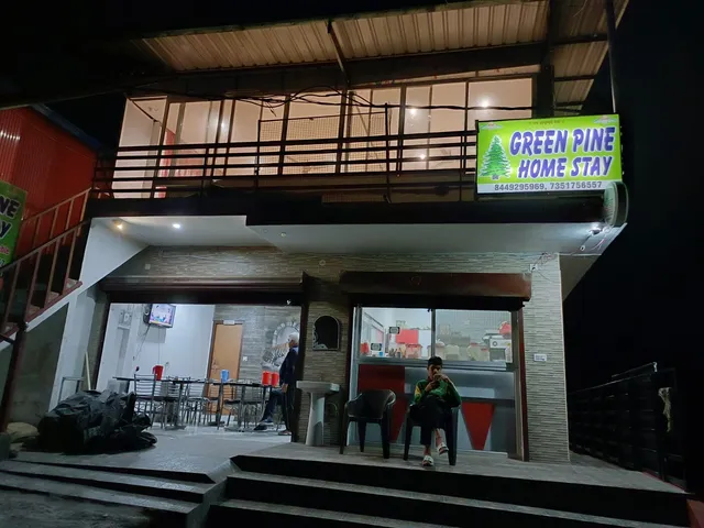 Green Pine Home Stay, Jaiharikhal