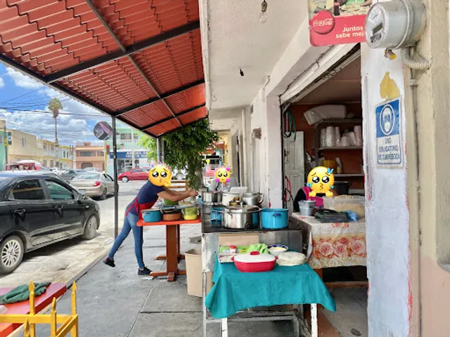 Menuderia y Gorditas "La Güera"