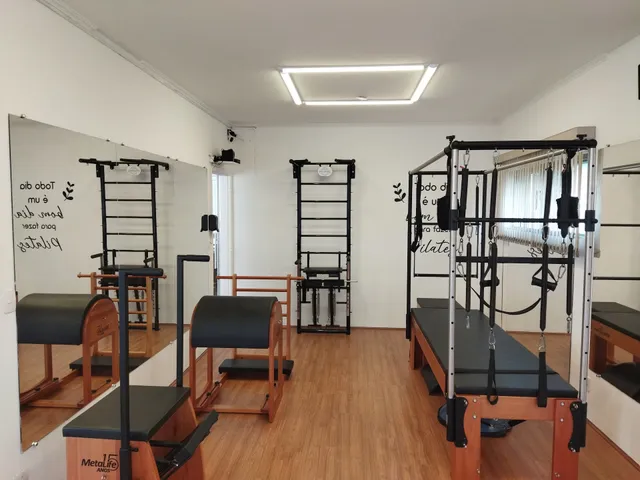 IDEAL STUDIO PILATES & CROSS PILATES