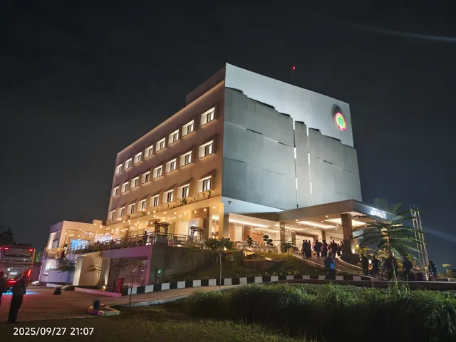 Lakeside Tell Cikarang