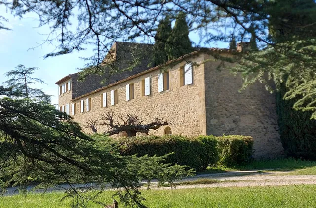 Château Saint-Pierre de Mejans