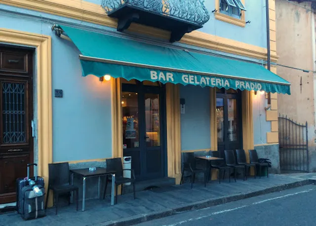 Bar Pradio